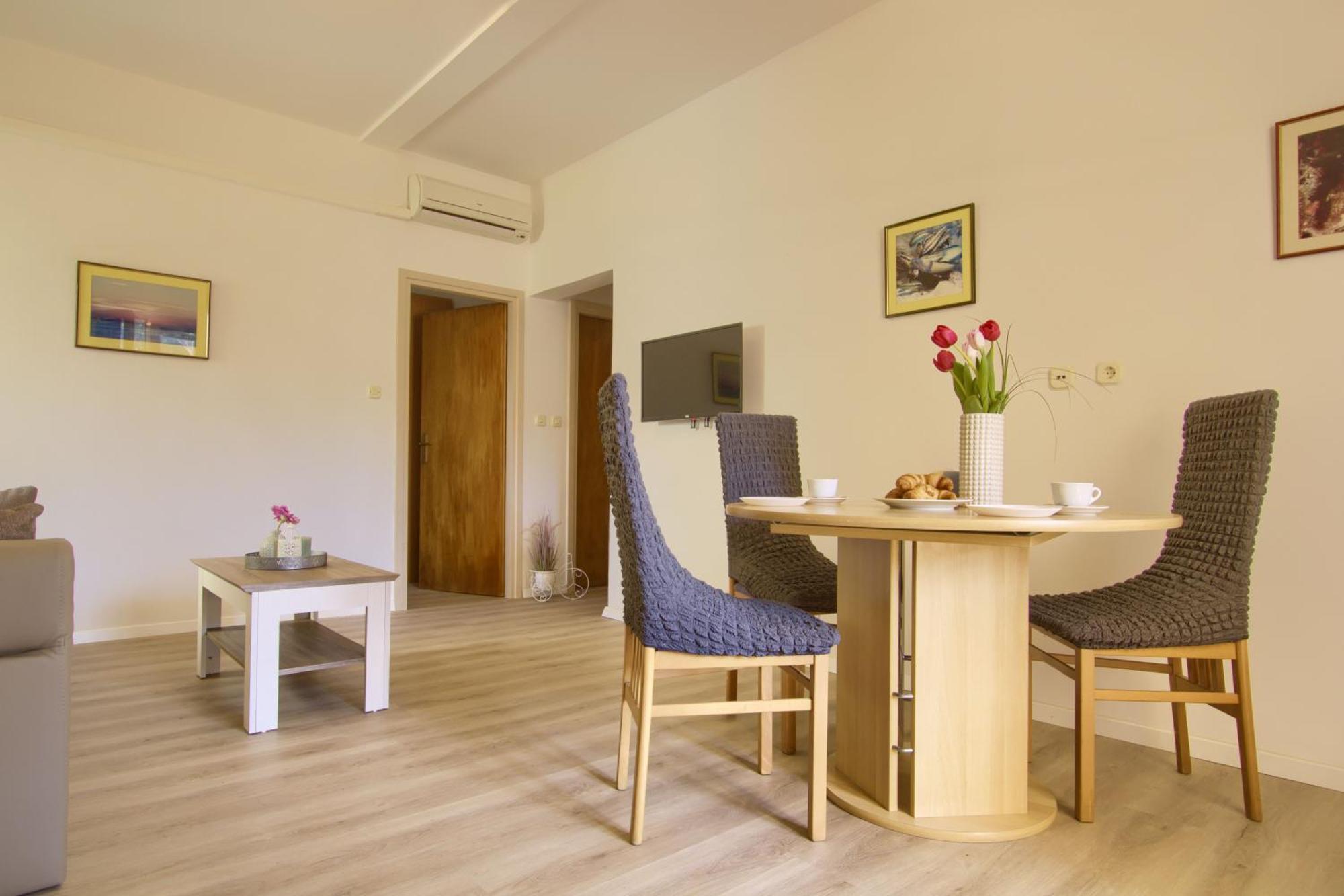 Sunshine Place By The Beach Lukoran Room photo